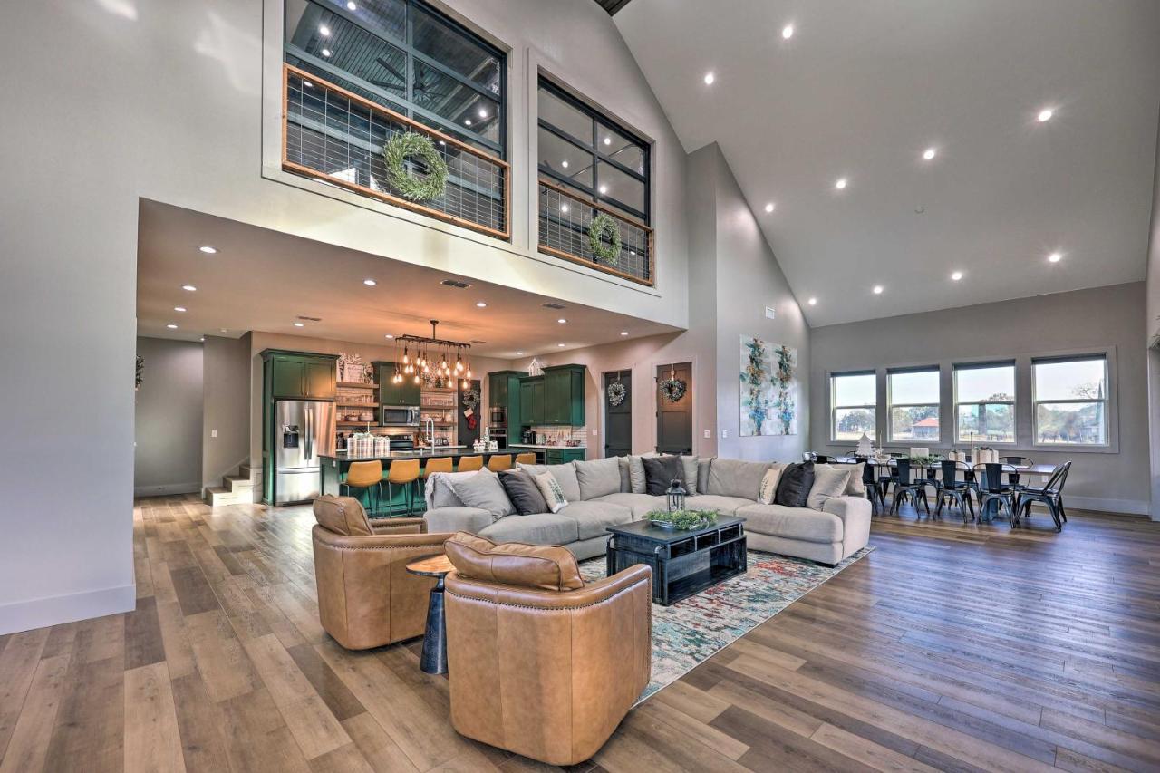Lavish Riverfront Escape With Gas Grill! Glenwood エクステリア 写真