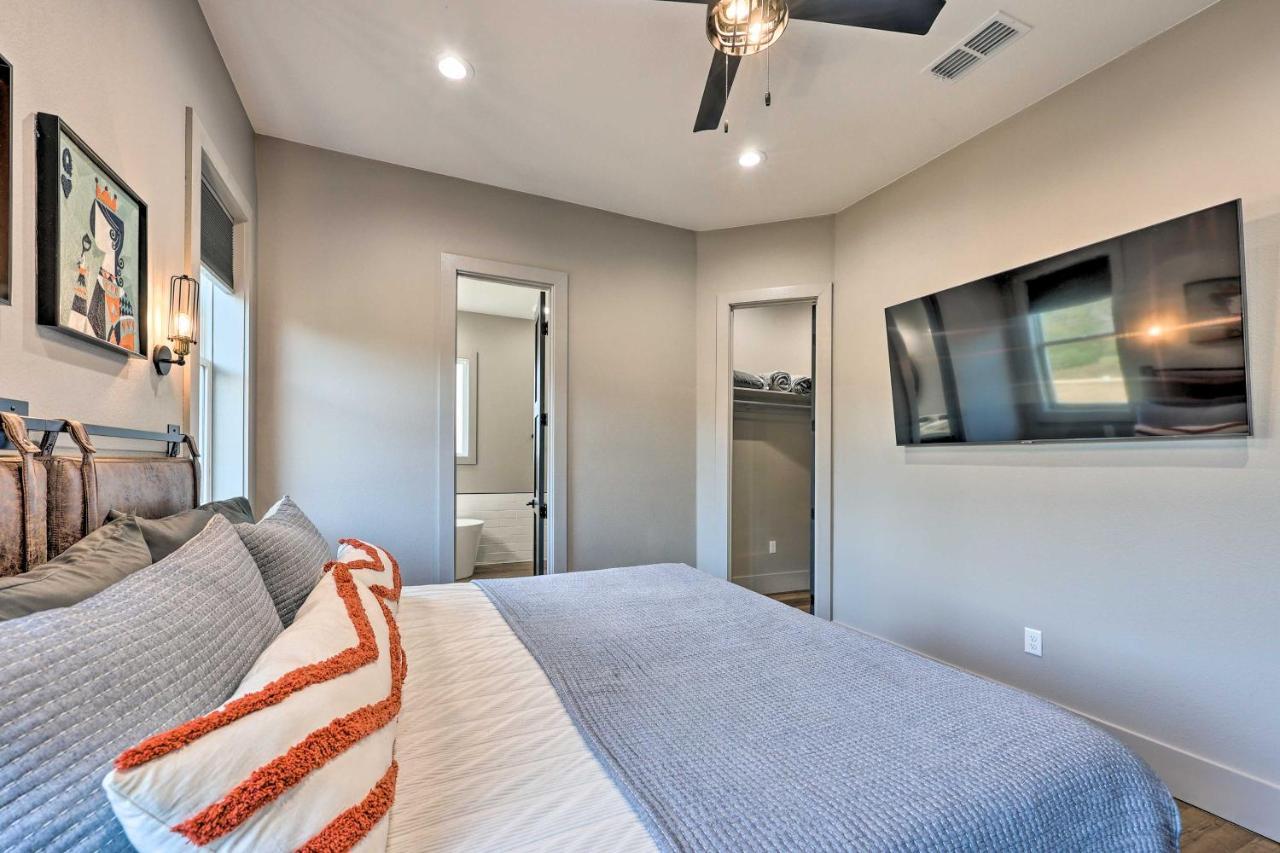 Lavish Riverfront Escape With Gas Grill! Glenwood エクステリア 写真