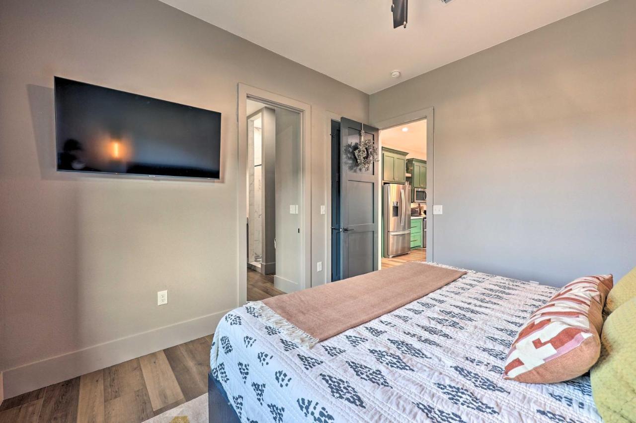 Lavish Riverfront Escape With Gas Grill! Glenwood エクステリア 写真