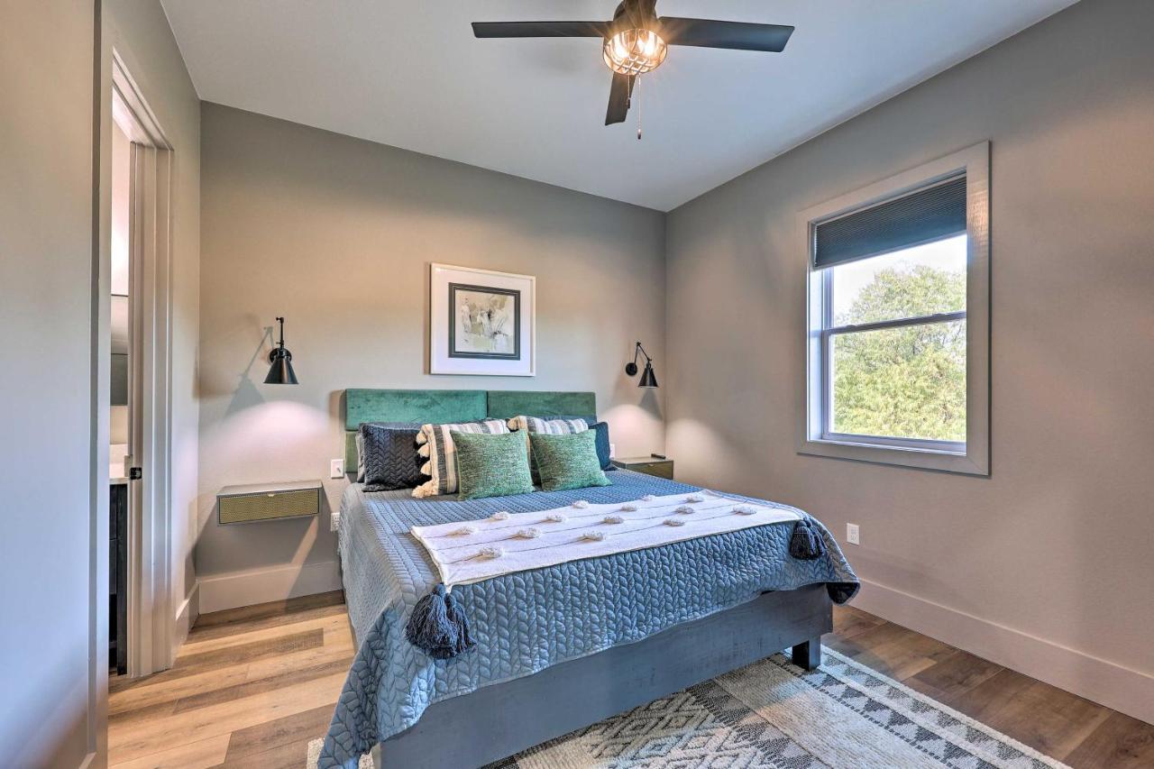 Lavish Riverfront Escape With Gas Grill! Glenwood エクステリア 写真